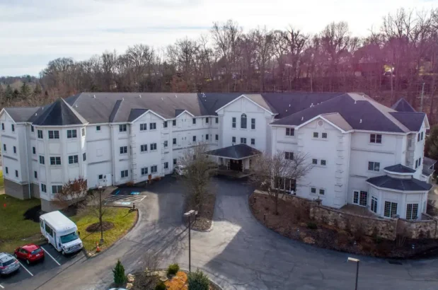 Senior living at The Grand Residence assisted living community in Upper St. Clair, PA